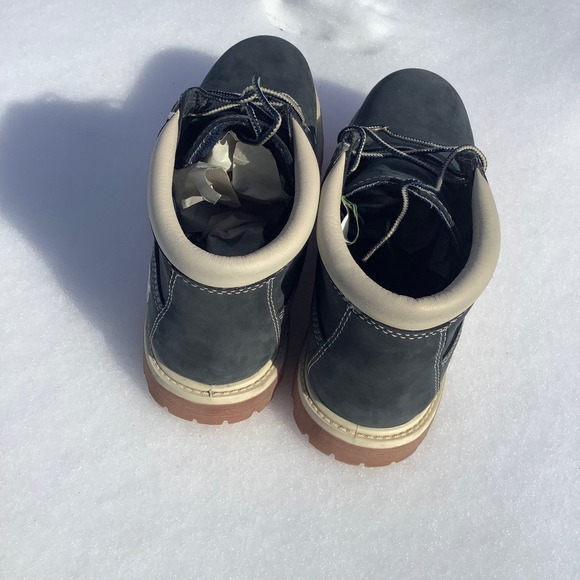 Timberland Lace Up Ankle Boots Navy Suede Beige Collar Gum Sole Women 9.5 - Picture 7 of 11